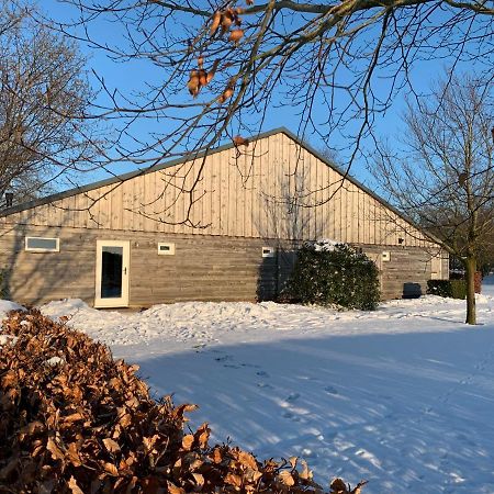 Karibu de Stallen  Daarle Exterior foto